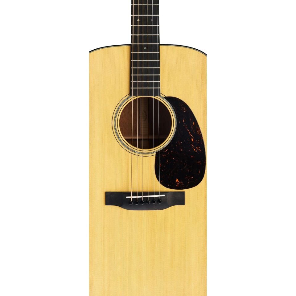 Martin D-18 Akustik Gitar