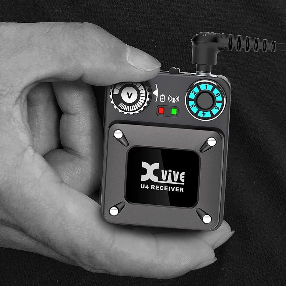 Xvive U4R2 Telsiz in-ear Monitör Sistemi (2 Alıcılı) | senkop.com.tr